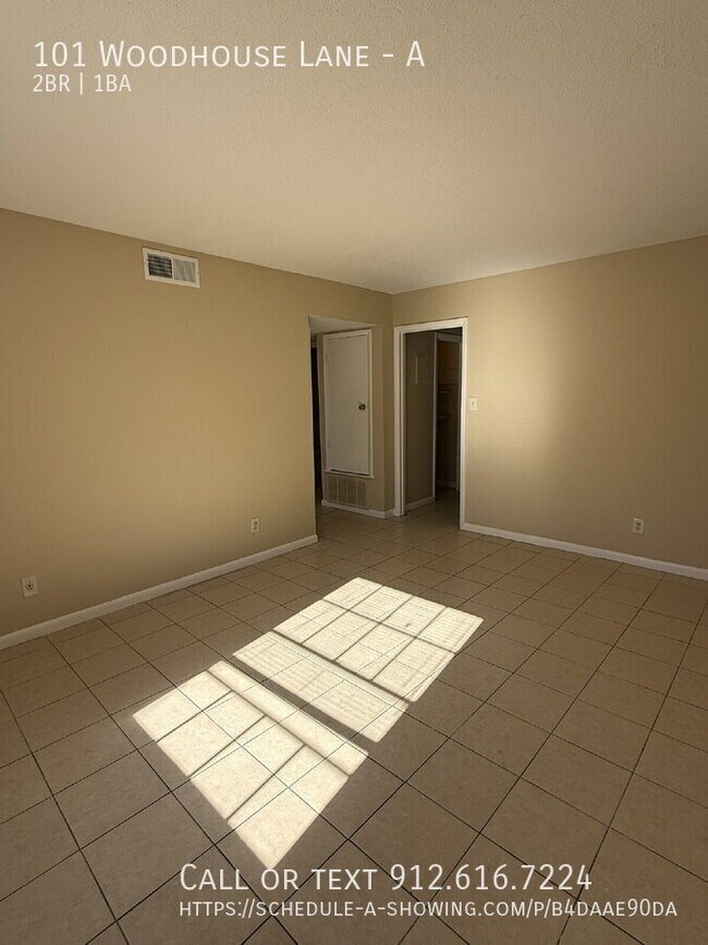 Photo - 101 Woodhouse Ln Unidad A