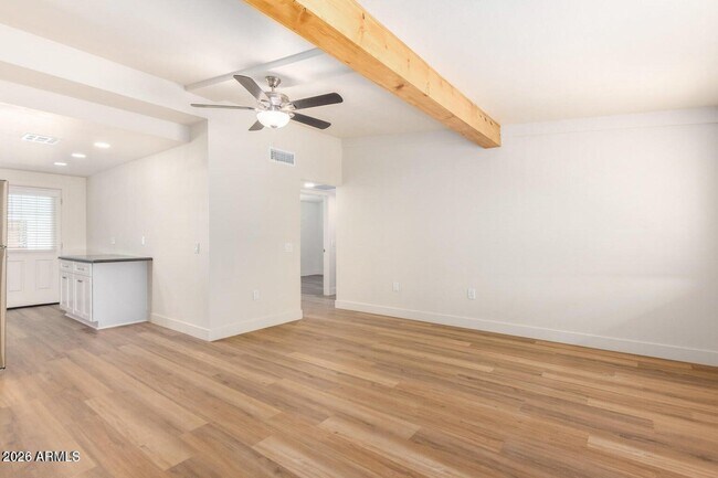 Photo - 6049 W Laurie Ln Unit Apt 5