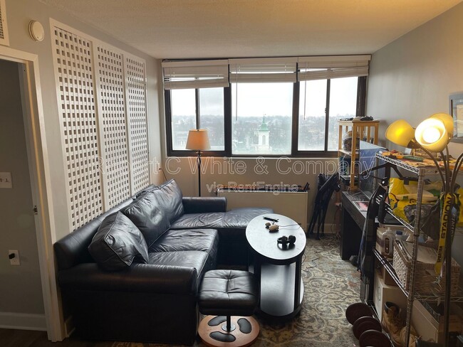 Photo - 60 Strawberry Hill Ave Unit 907