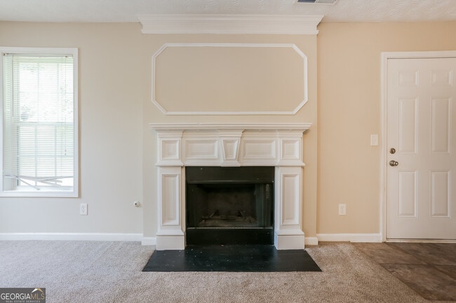 Photo - 3909 Riverside Pkwy