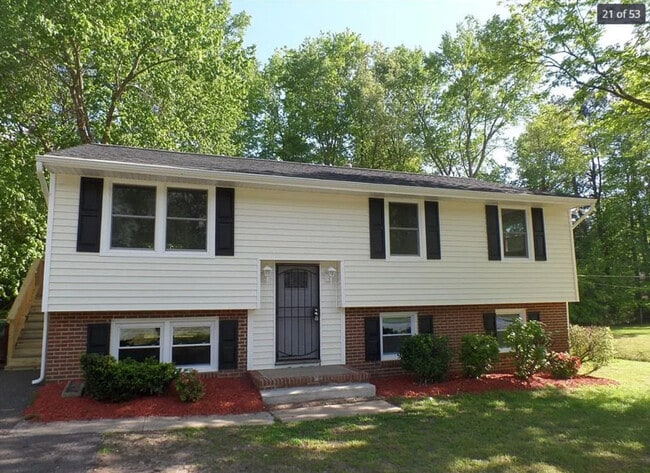 Photo - 1624 Darby Dr