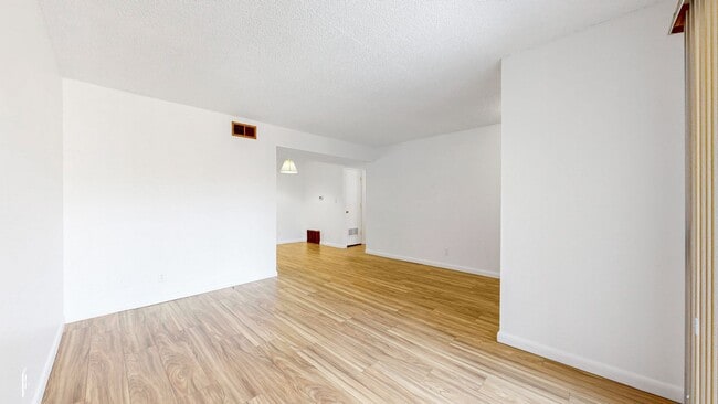 Photo - 5300 E Cherry Creek S Dr Unidad 5300 E Cherry Creek Dr South