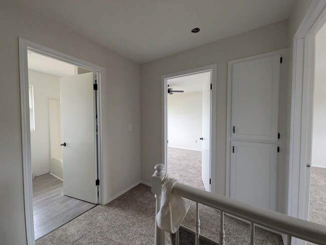 Photo - 3954 East River Drive