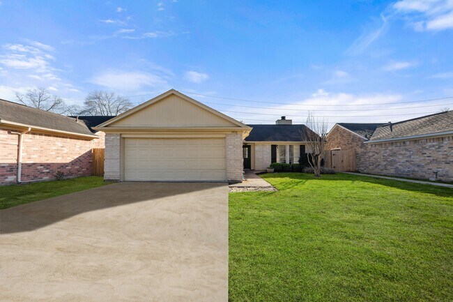 Photo - 3932 Frontier Dr