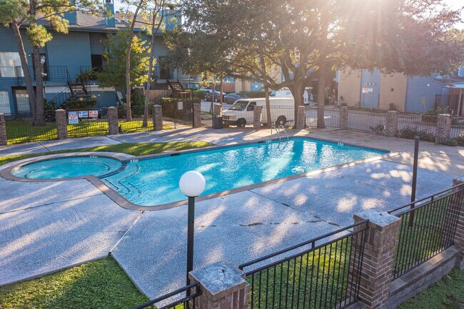 Photo - 10001 Westpark Dr Unidad 54 Rental