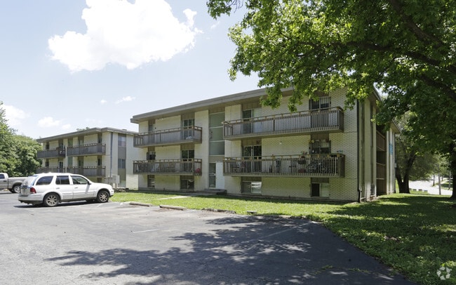 Villa Alegre Apartments