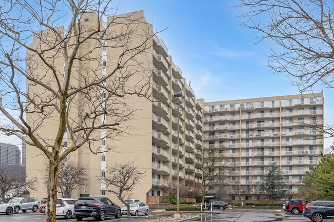 Photo - 1055 River Rd Unit 809