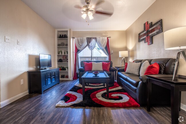 1 Br, Living Room - Meadowbrook