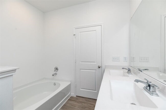 Building Photo - 23631 Simmental Rd