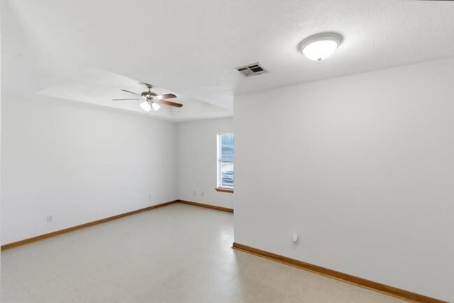 Photo - 2208 N Malcolm St Unit A