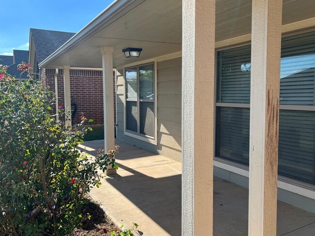 Photo - 20677 Frontier Pl