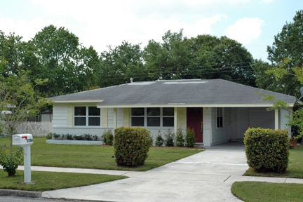 Building Photo - 2256 Hyde Park St