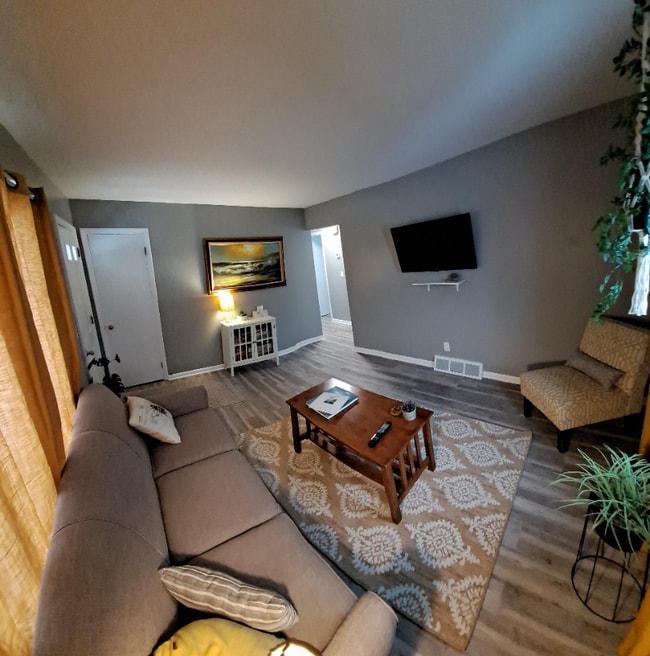 Photo - 514 13th Ave