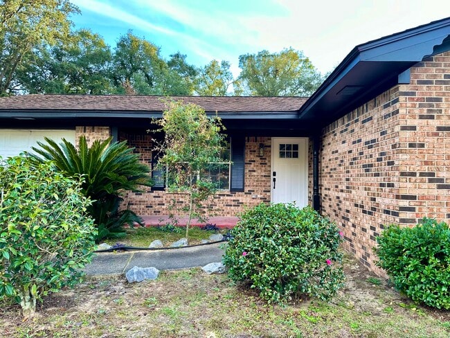 Photo - 7615 Long Meadow Ln