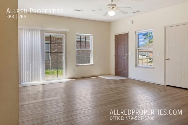 Photo - 41 Dakota Trail