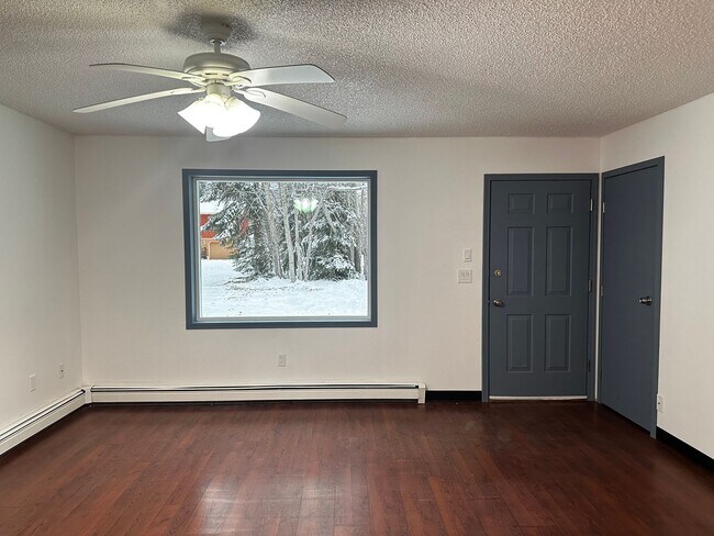 Photo - Hartzog Loop 1302-SB Unit 2
