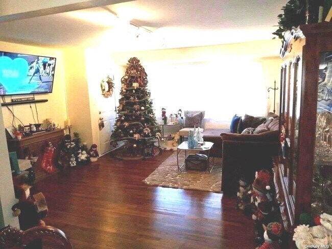 Photo - 152 McKay Rd