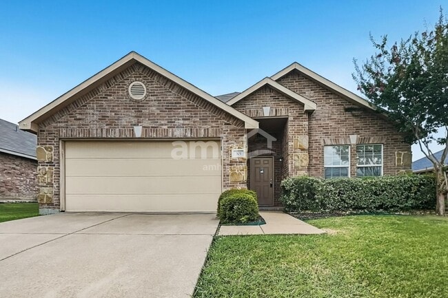 Building Photo - 301 Azalea Dr