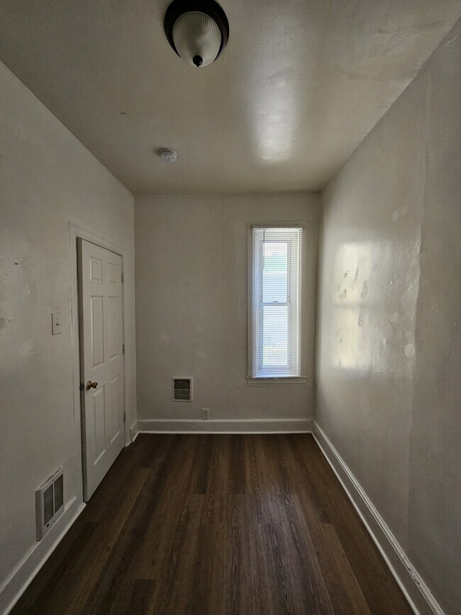 Photo - 2955 N Reese St