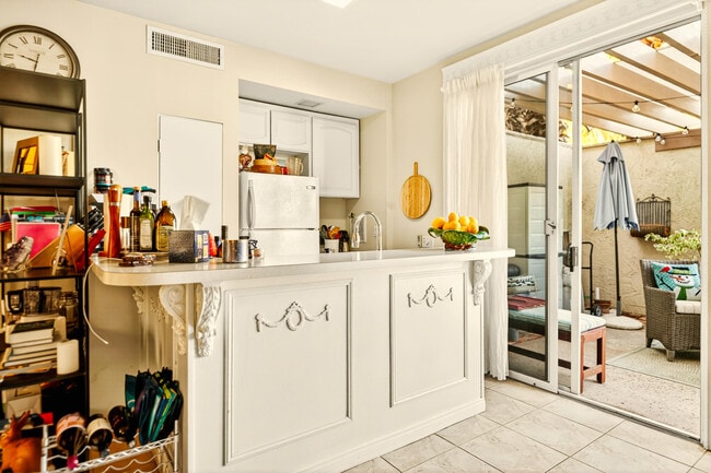 Photo - 46750 Mountain Cove Dr Unidad 16