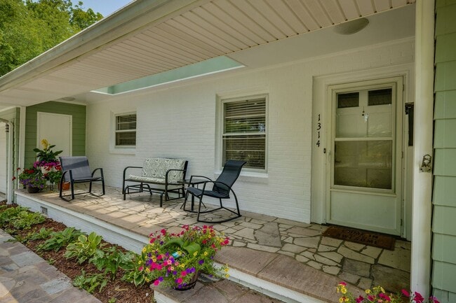 1314 Woodland Ave