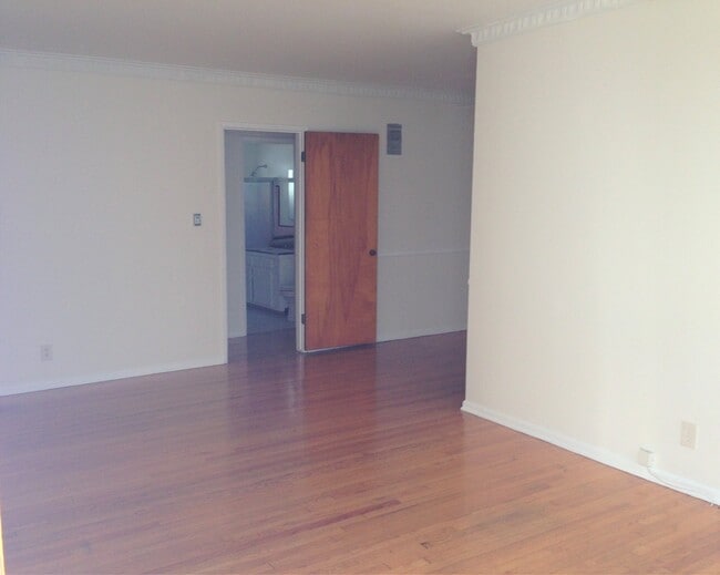 1225 S Bedford St Unit 5