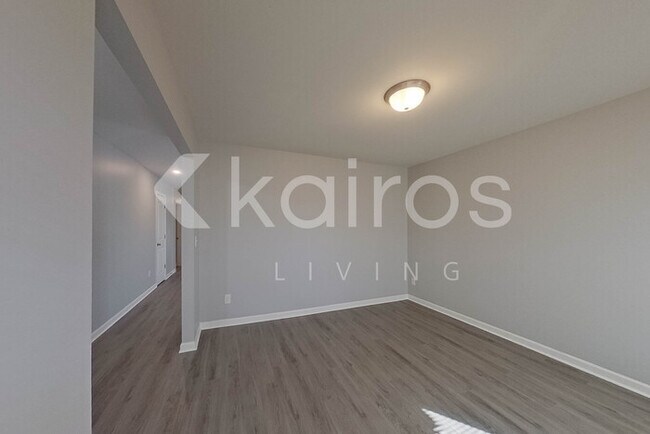 Photo - 633 Canal St