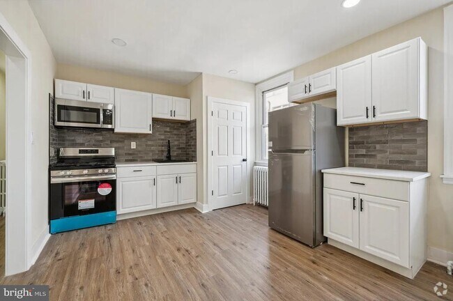 Building Photo - 2548 N 27th St Rental