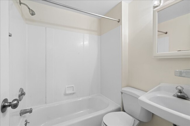 Photo - 1 Rosary Way