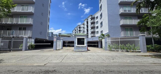 Photo - 2415 NW 16th St Rd Unit 315