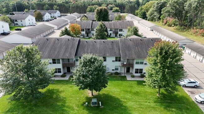 Photo - River View Apartments