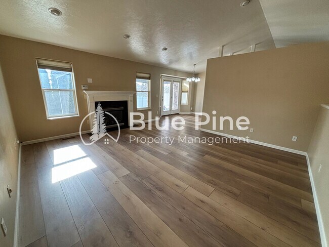 Photo - 3736 Ellendale Cir