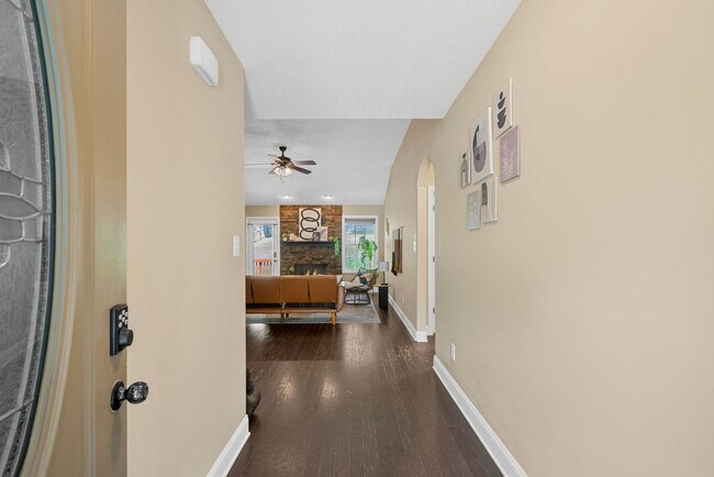 Photo - 1314 Hand Dr