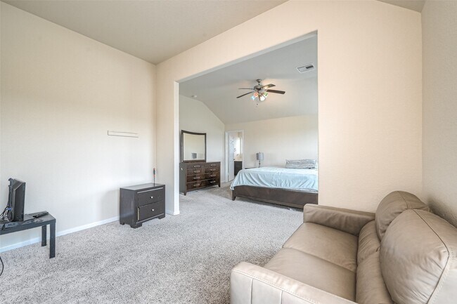 Photo - 3030 Currier Ct