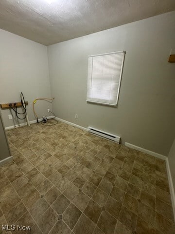 Building Photo - 320 Woodlawn Ave Unit 3