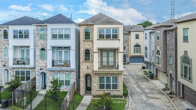 Photo - 11115 Olympia Dr