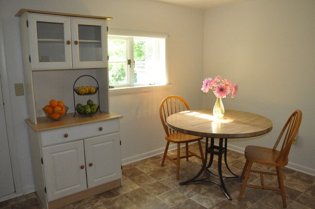 Kitchen view 2 - 707 N Aurora St Unit 1