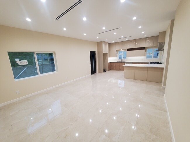 Photo - 3944 Vista Ct