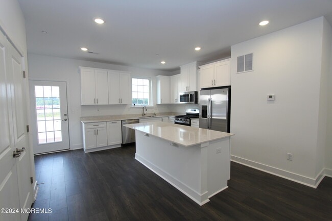 Photo - 35 Crimson Dr