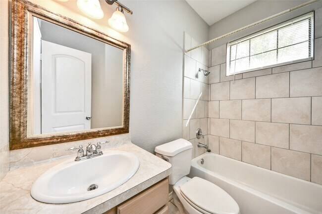 Photo - 11004 San Jacinto Dr