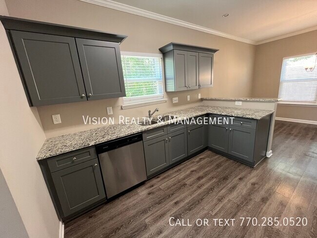 Photo - 344 Fieldcrest Dr