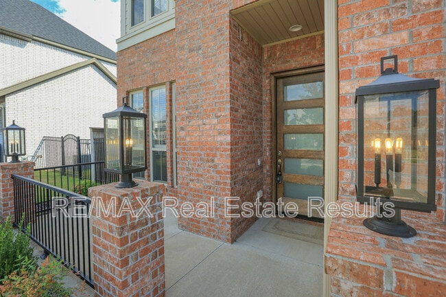 Photo - 4903 SW Woodvale Rd