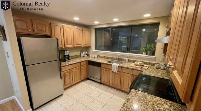 85 Brainerd Rd Unit TH6