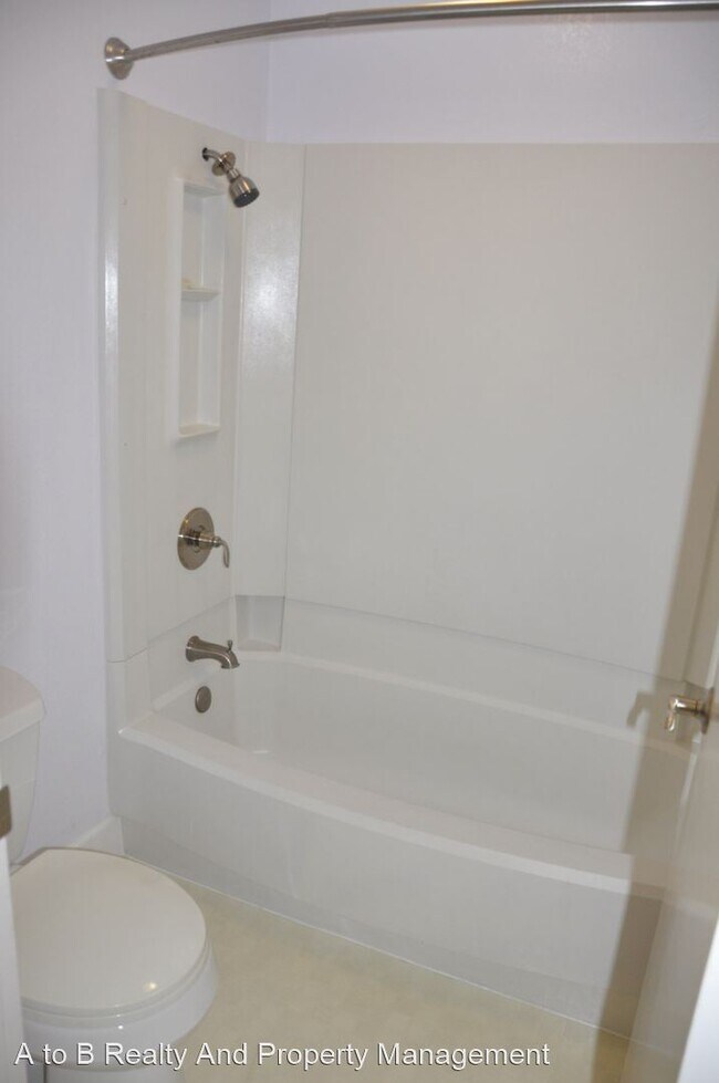 Photo - 2 br, 2 bath House - 609 San Conrado Terr #4