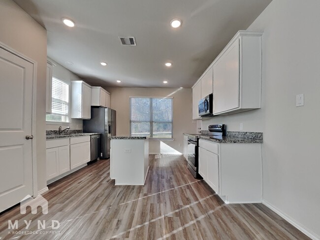 Photo - 11731 Miller Cir