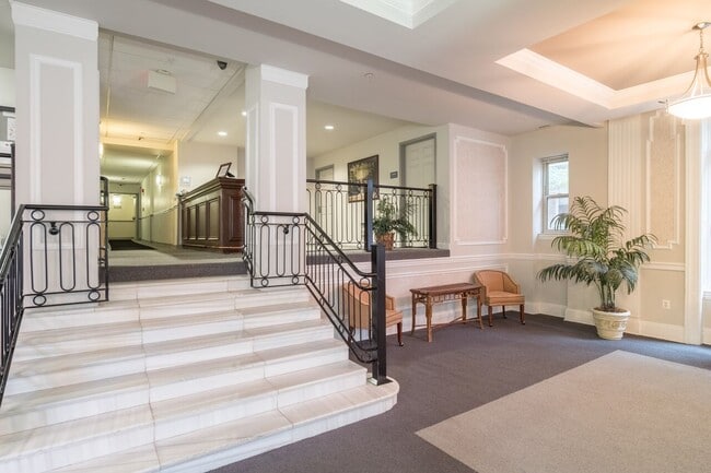 Photo - 1308 Clifton St NW Unit 217