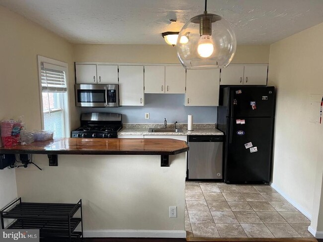 Photo - 113 Cherry Parke