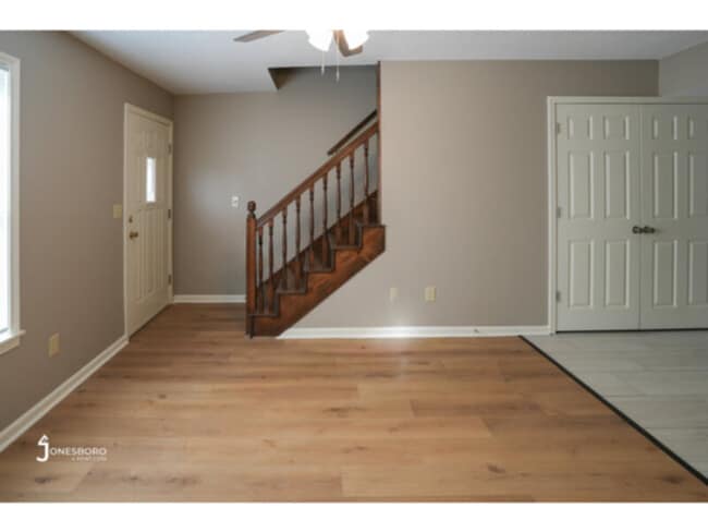 Photo - Lakewood Crossing Townhouses: Included Water/Sewer - Remodeled