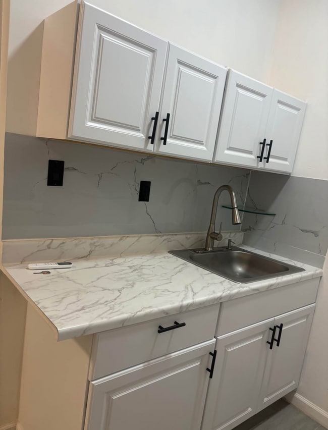 Photo - 27949 SW 133rd Ave Unit Efficiency Studio