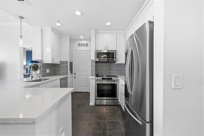 Photo - 3505 Sage Rd Unit 1905